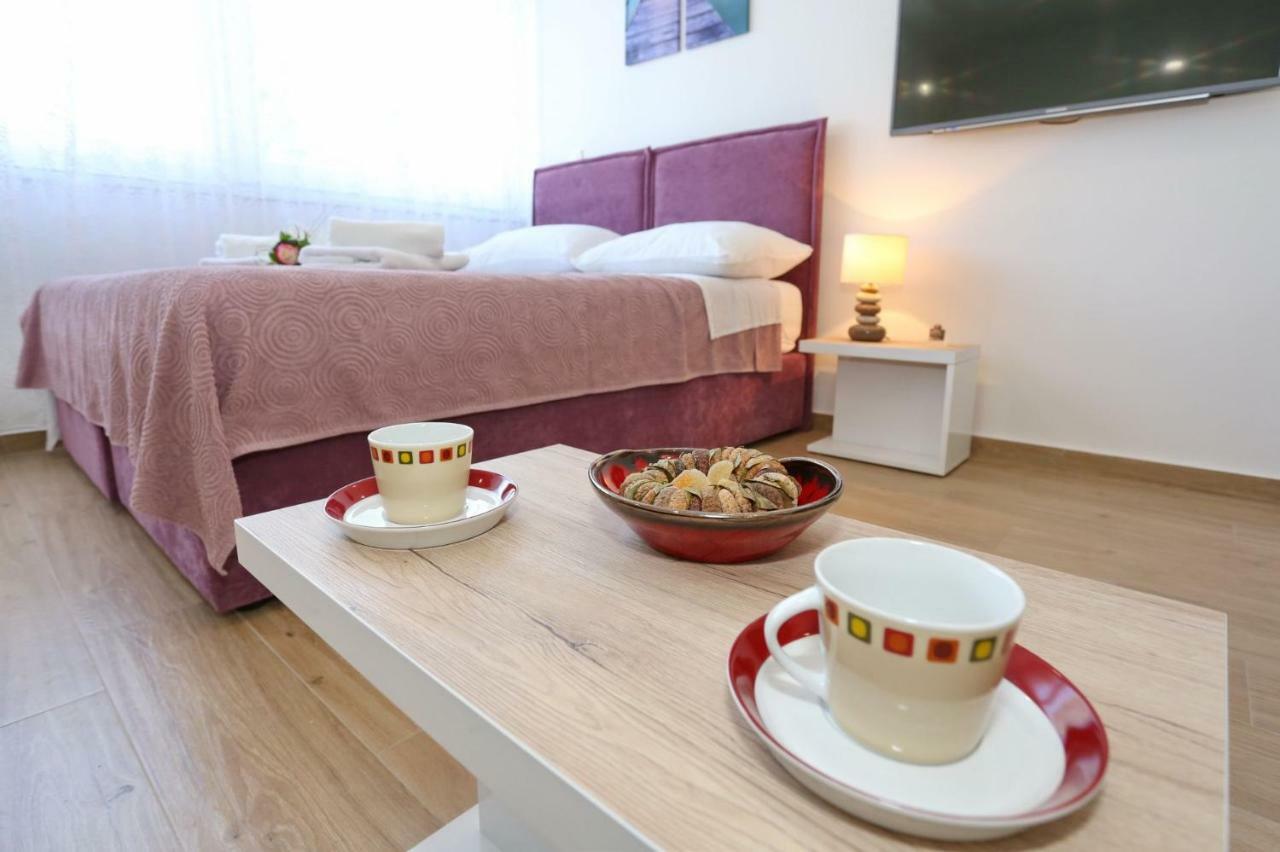 Two New Apartments By The Town Center Zadar Eksteriør bilde